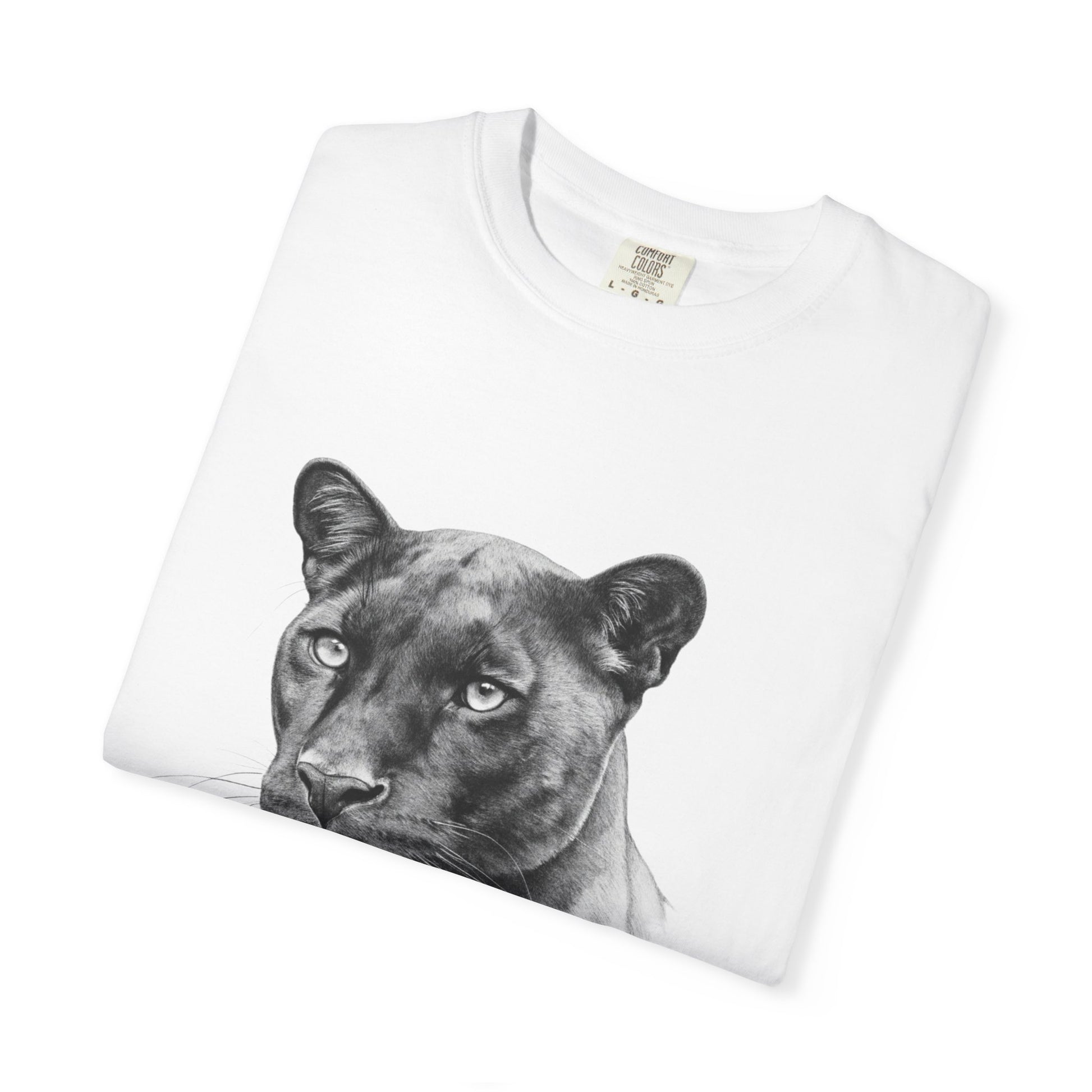 Minimalist animal artwork t-shirt